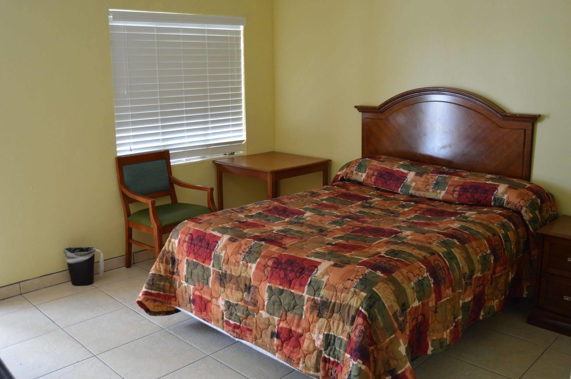 Siesta Inn Sarasota - Indian Beach Dış mekan fotoğraf